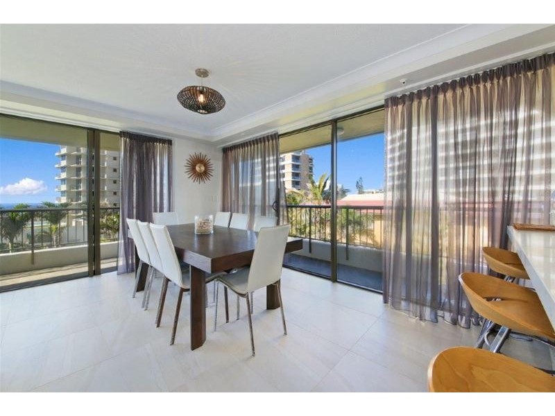 8 ‘Spinnaker’ 3554 Main Beach Parade, Main Beach QLD 4217