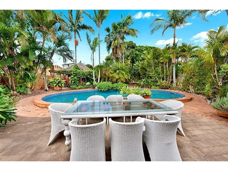 26 Remo Street, Isle Of Capri QLD 4217