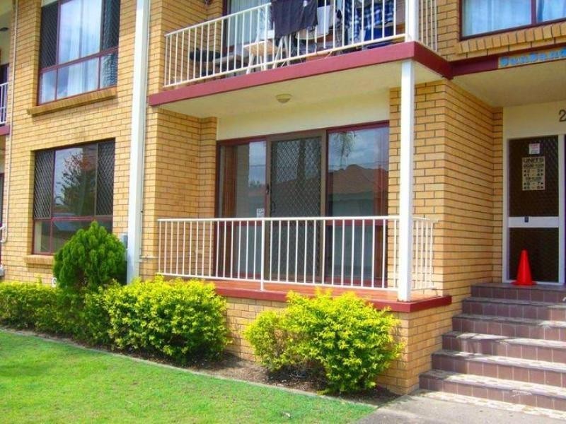 28 Sunrise Boulevard ‘Sunsand’, Surfers Paradise QLD 4217