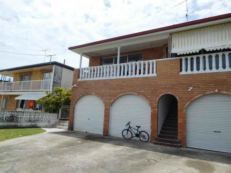 1/7 Sunrise Boulevard, Surfers Paradise QLD 4217