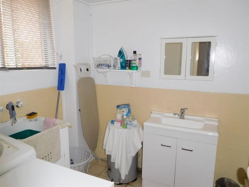 1/7 Sunrise Boulevard, Surfers Paradise QLD 4217