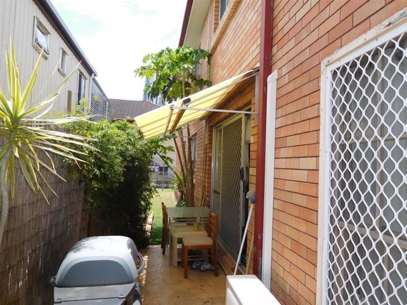 1/7 Sunrise Boulevard, Surfers Paradise QLD 4217