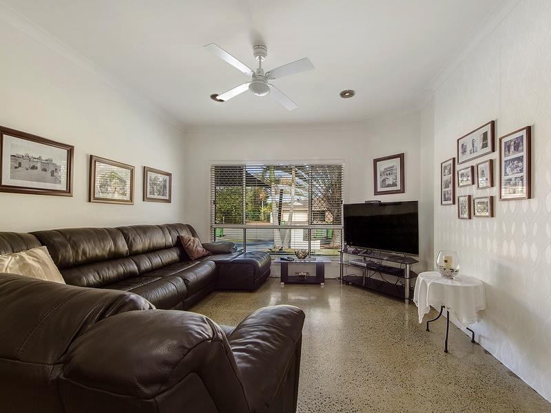 5 Ivor Court, Benowa QLD 4217