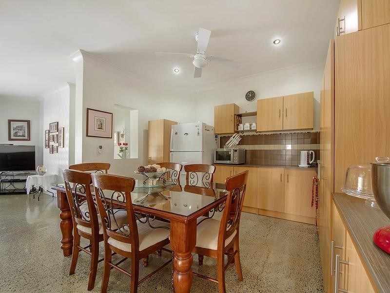 5 Ivor Court, Benowa QLD 4217