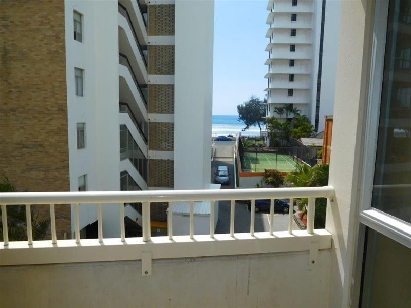 13/7 View Avenue, Surfers Paradise QLD 4217