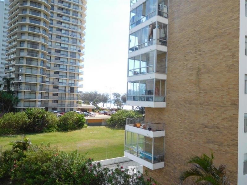 13/7 View Avenue, Surfers Paradise QLD 4217