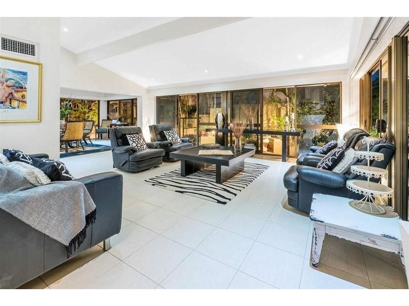 32 Norseman Court, Paradise Waters QLD 4217