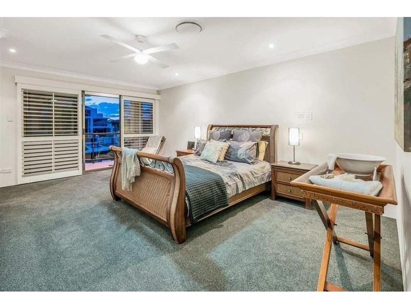 32 Norseman Court, Paradise Waters QLD 4217