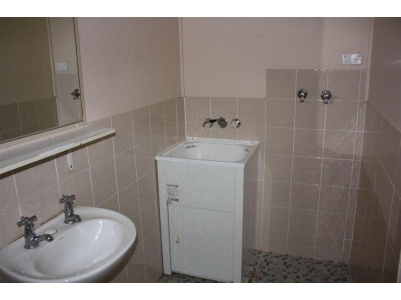 1/25 Leonard Avenue, Surfers Paradise QLD 4217