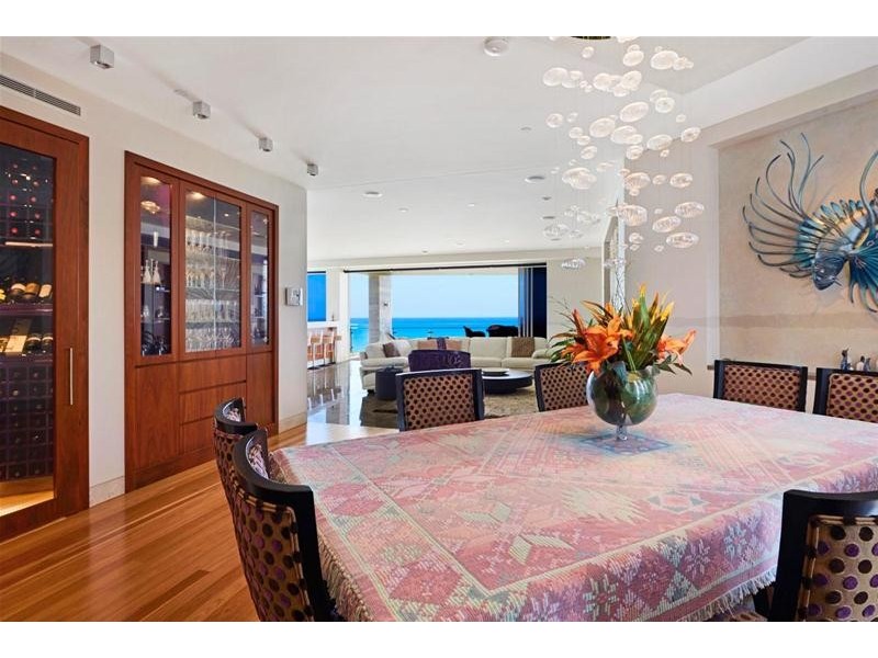 6/1 Enderley Avenue, Surfers Paradise QLD 4217