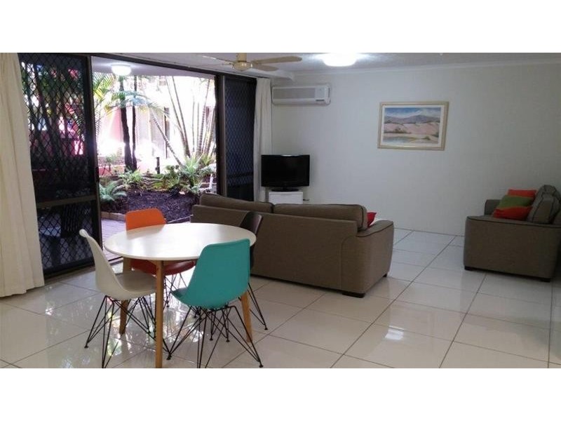 11/38 Enderley Avenue, Surfers Paradise QLD 4217