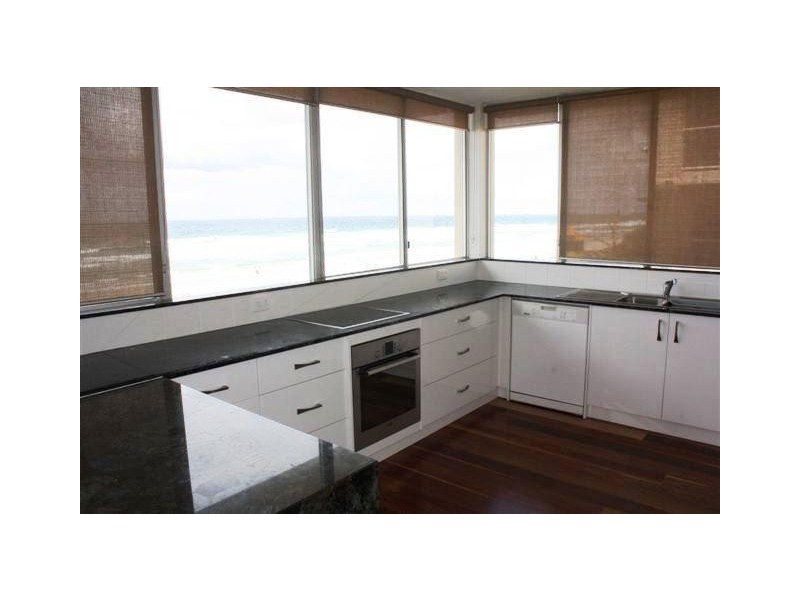 202/63 Garfield Terrace, Surfers Paradise QLD 4217