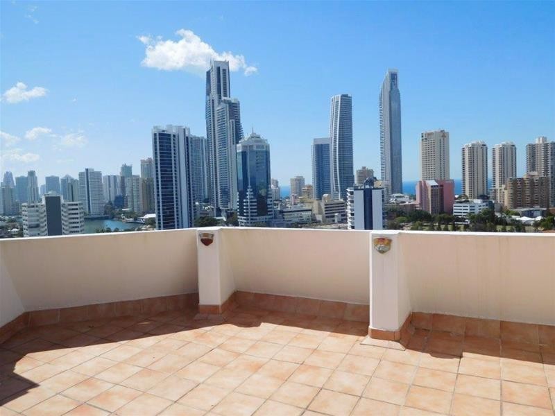 Penthouse ‘Edgewater 21 Peninsular Drive, Surfers Paradise QLD 4217
