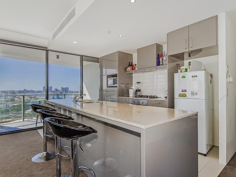 4 Wahroonga Place ‘Avalon’, Surfers Paradise QLD 4217