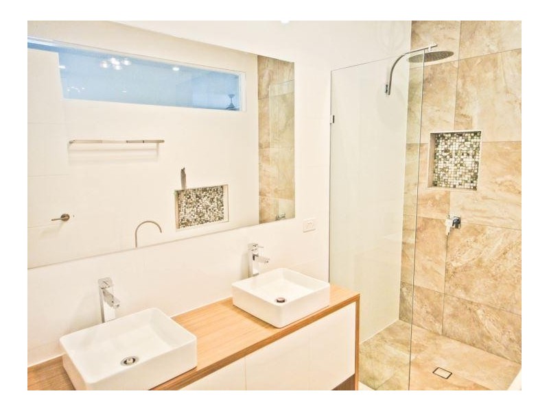 28 Blondell Avenue, Surfers Paradise QLD 4217