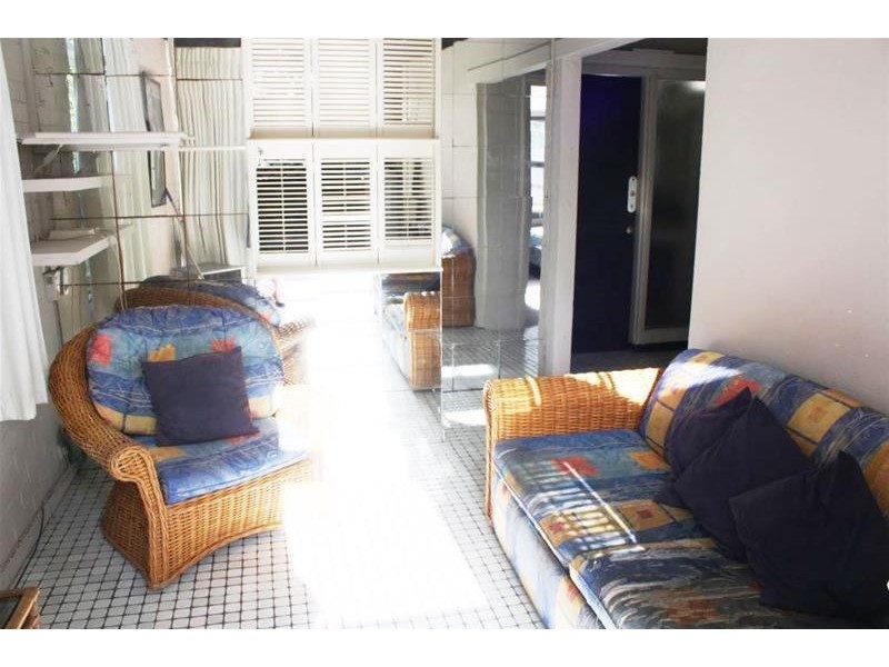 6/14 Paradise Island Drive, Surfers Paradise QLD 4217