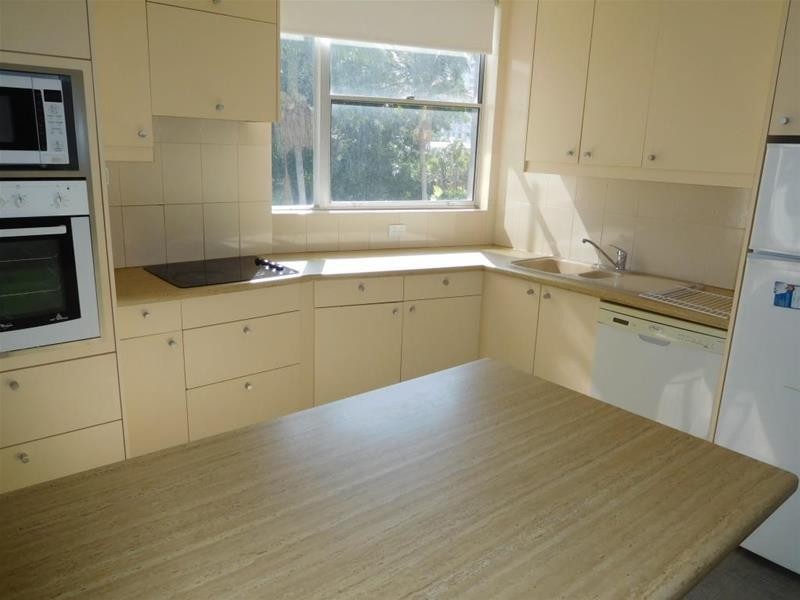 40 Watson Esplanade ‘River Park Towers’, Surfers Paradise QLD 4217