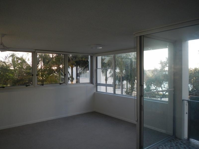 40 Watson Esplanade ‘River Park Towers’, Surfers Paradise QLD 4217