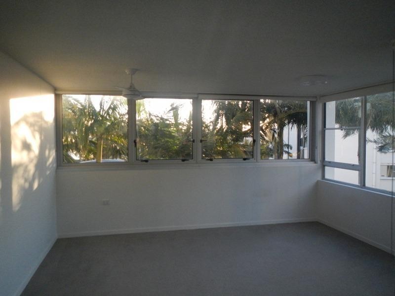 40 Watson Esplanade ‘River Park Towers’, Surfers Paradise QLD 4217