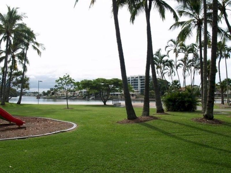 40 Watson Esplanade ‘River Park Towers’, Surfers Paradise QLD 4217