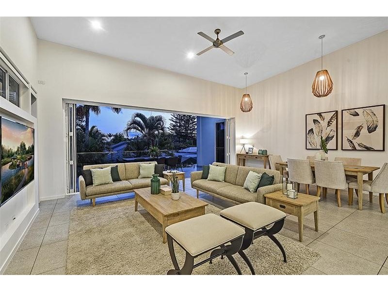 2/28 Blondell Avenue, Surfers Paradise QLD 4217