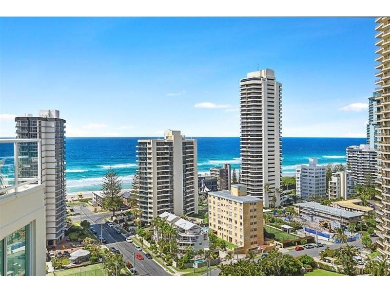 15 Breaker Street, Main Beach QLD 4217