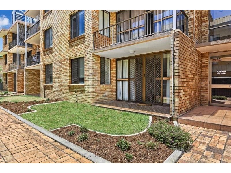 2/11 Stanhill Drive, Surfers Paradise QLD 4217