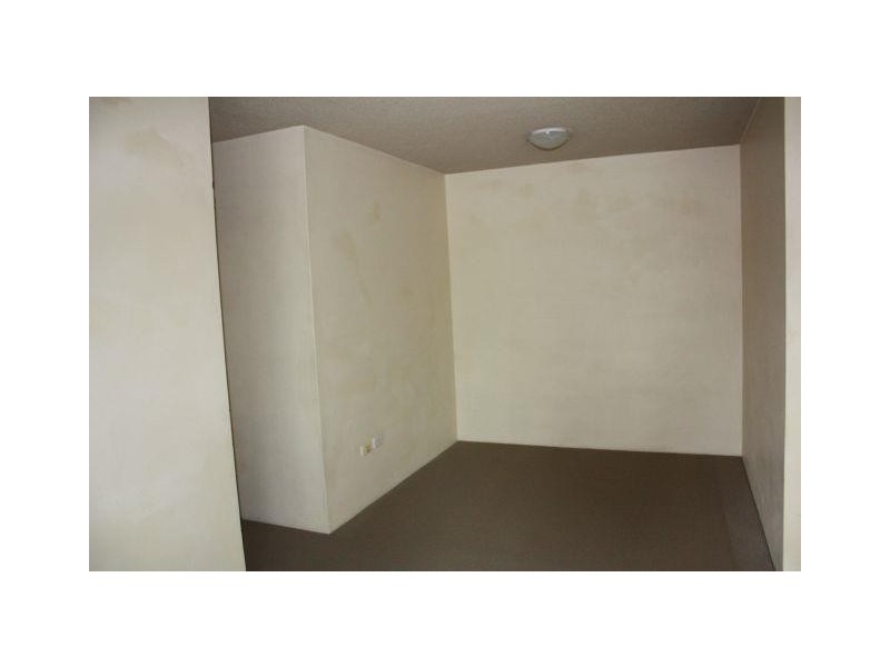 73 Old Burleigh Road, Surfers Paradise QLD 4217