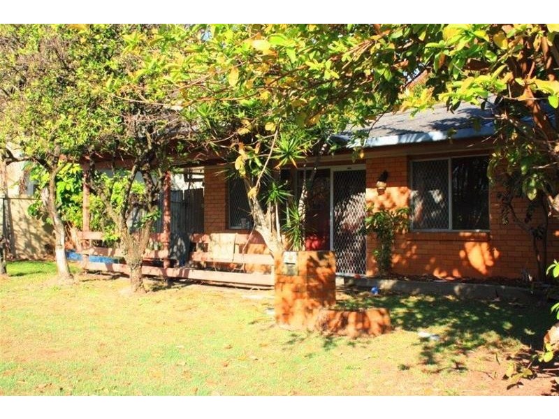 27 Sunset Boulevard, Surfers Paradise QLD 4217