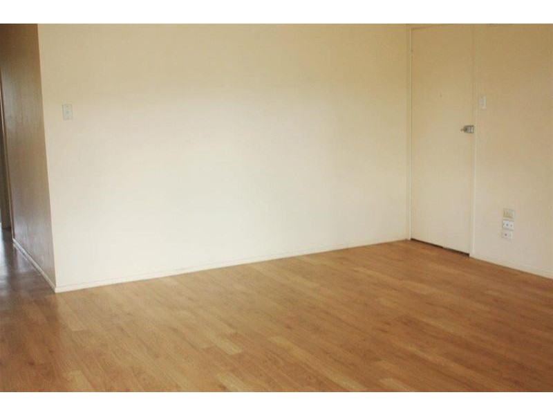 12 Carmel Court, Broadbeach Waters QLD 4218