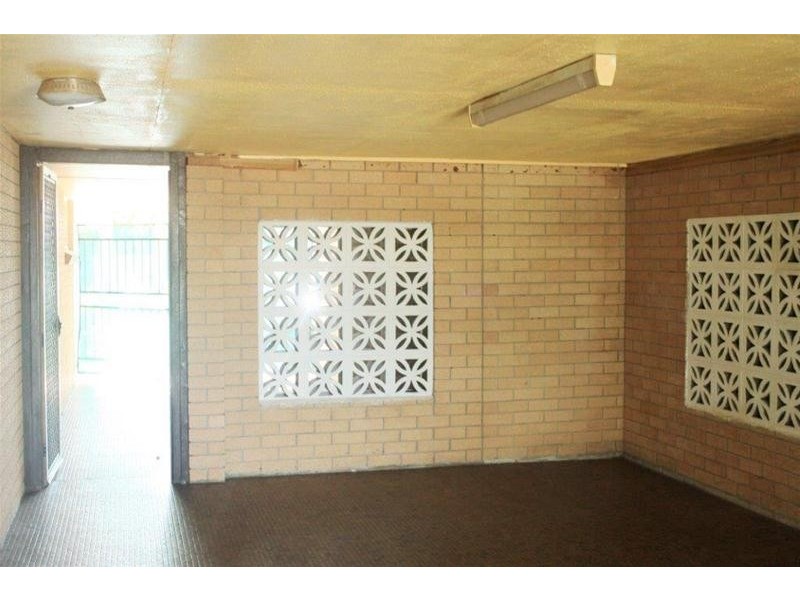 12 Carmel Court, Broadbeach Waters QLD 4218