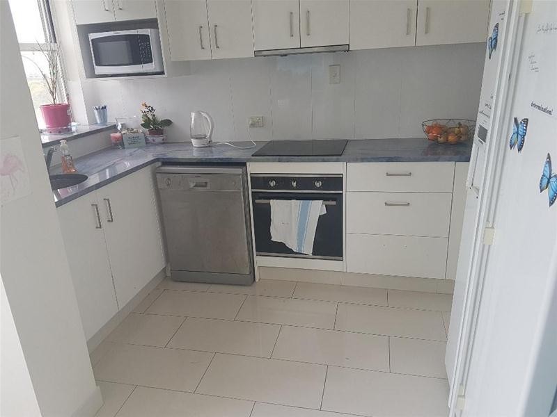 15 Pacific Street, Main Beach QLD 4217