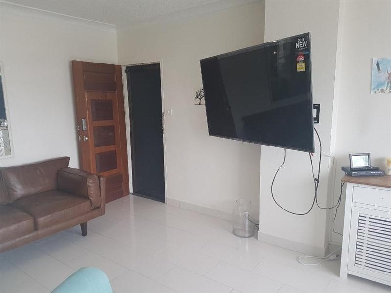 15 Pacific Street, Main Beach QLD 4217