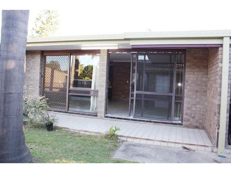 2/4 Duet Drive, Mermaid Waters QLD 4218