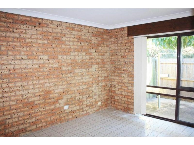 2/4 Duet Drive, Mermaid Waters QLD 4218