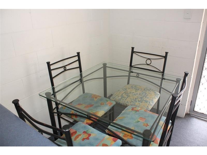 7/10 Leonard Avenue, Surfers Paradise QLD 4217