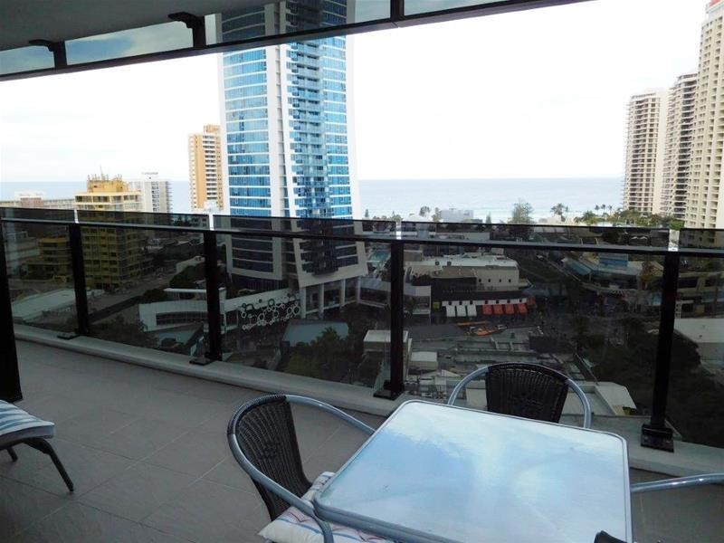 9 Ferny Avenue, Surfers Paradise QLD 4217