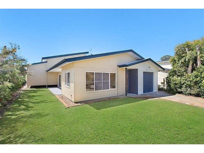 9 Doeblin Drive, South Stradbroke QLD 4216