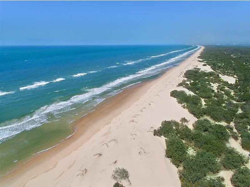 9 Doeblin Drive, South Stradbroke QLD 4216