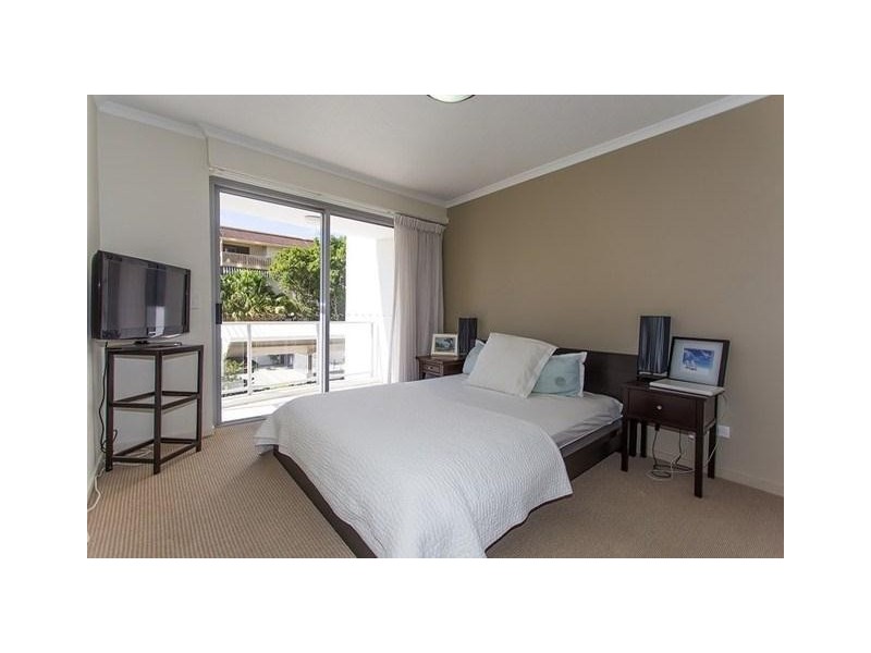 324/21 Cypress Avenue, Surfers Paradise QLD 4217