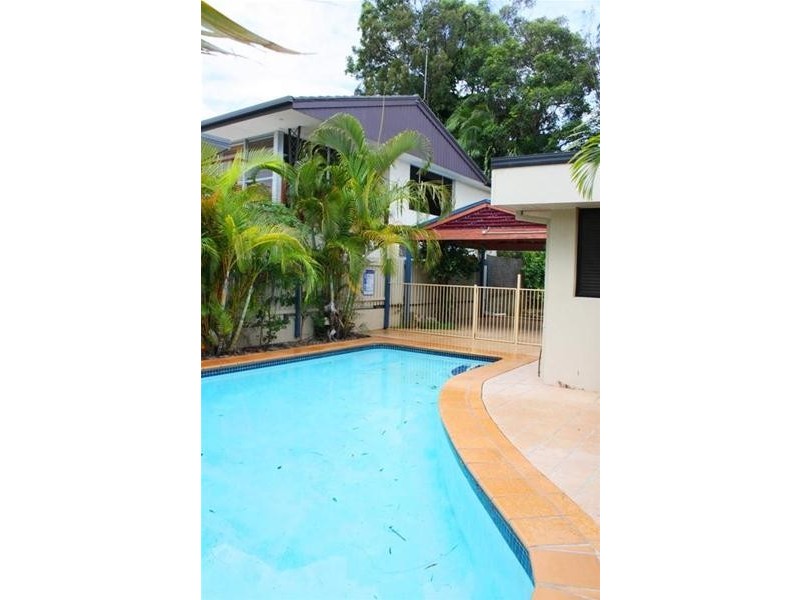 24 Wallace Street, Southport QLD 4215