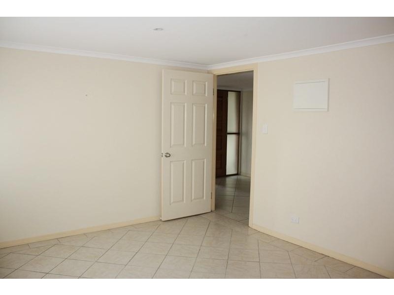 24 Wallace Street, Southport QLD 4215