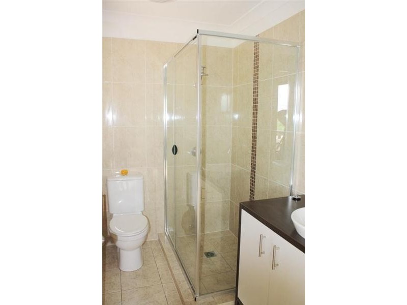 24 Wallace Street, Southport QLD 4215