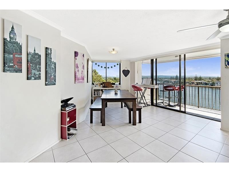 16/37 Monaco Street, Broadbeach QLD 4218