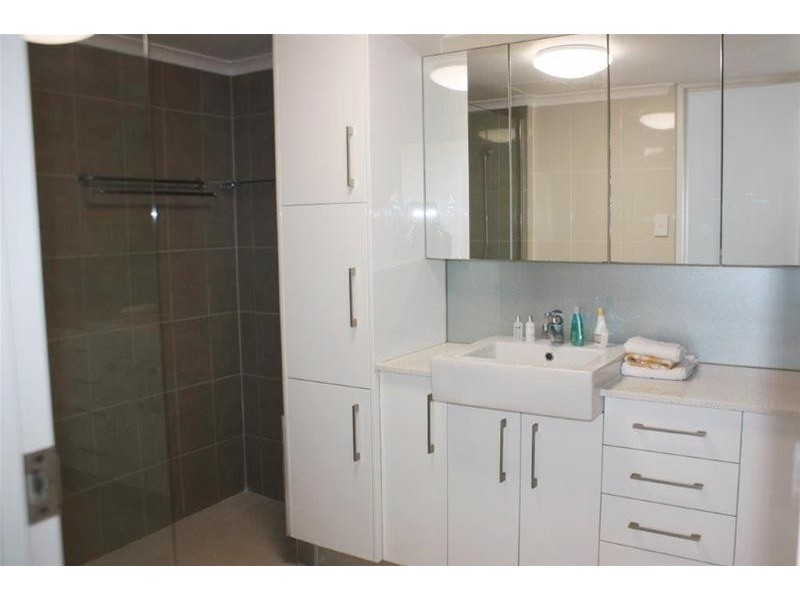 19D ‘Peninsula’/5 Clifford Street, Surfers Paradise QLD 4217