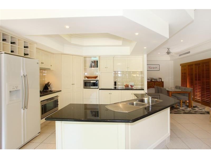 21 Blondell Avenue, Surfers Paradise QLD 4217