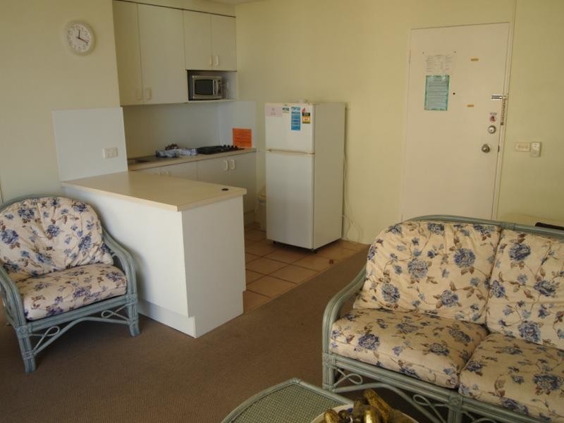 20 – 22 Trickett Street “Surfers Paradise Beach Units”, Surfers Paradise QLD 4217