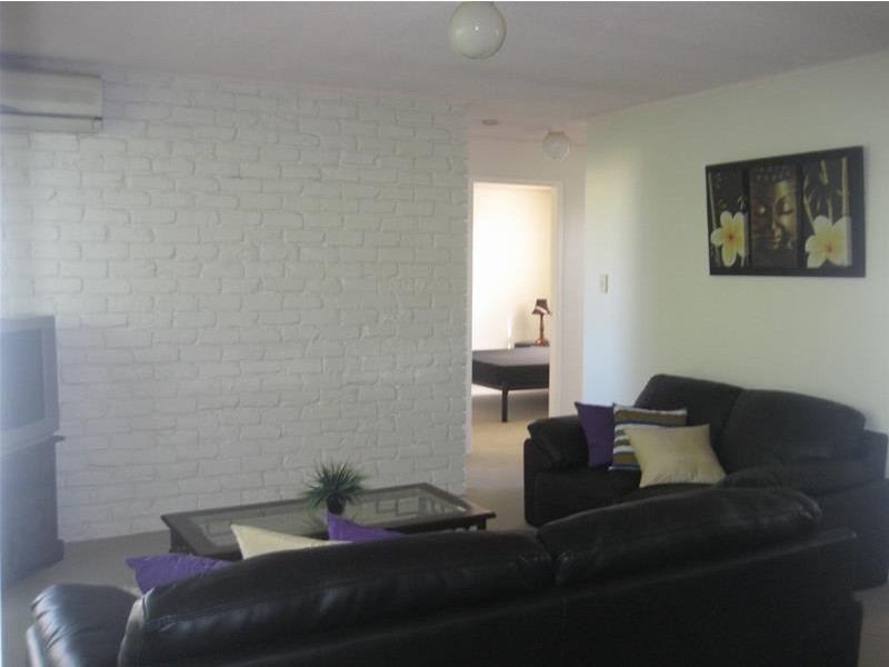 12 Leonard Avenue “The Cosmopolitan”, Surfers Paradise QLD 4217