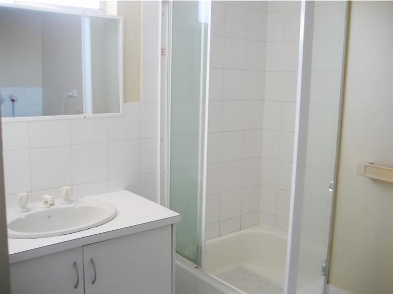 12 Leonard Avenue “The Cosmopolitan”, Surfers Paradise QLD 4217