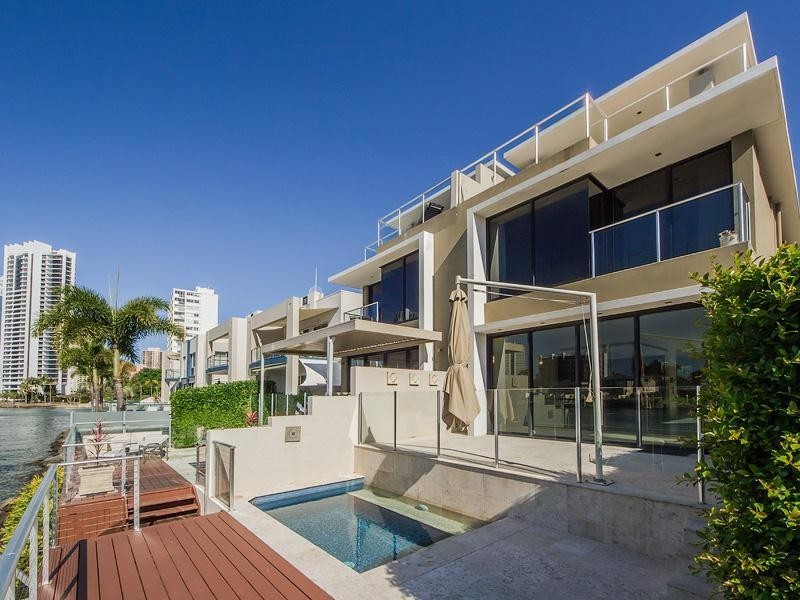 66a Sunrise Boulevard, Surfers Paradise QLD 4217